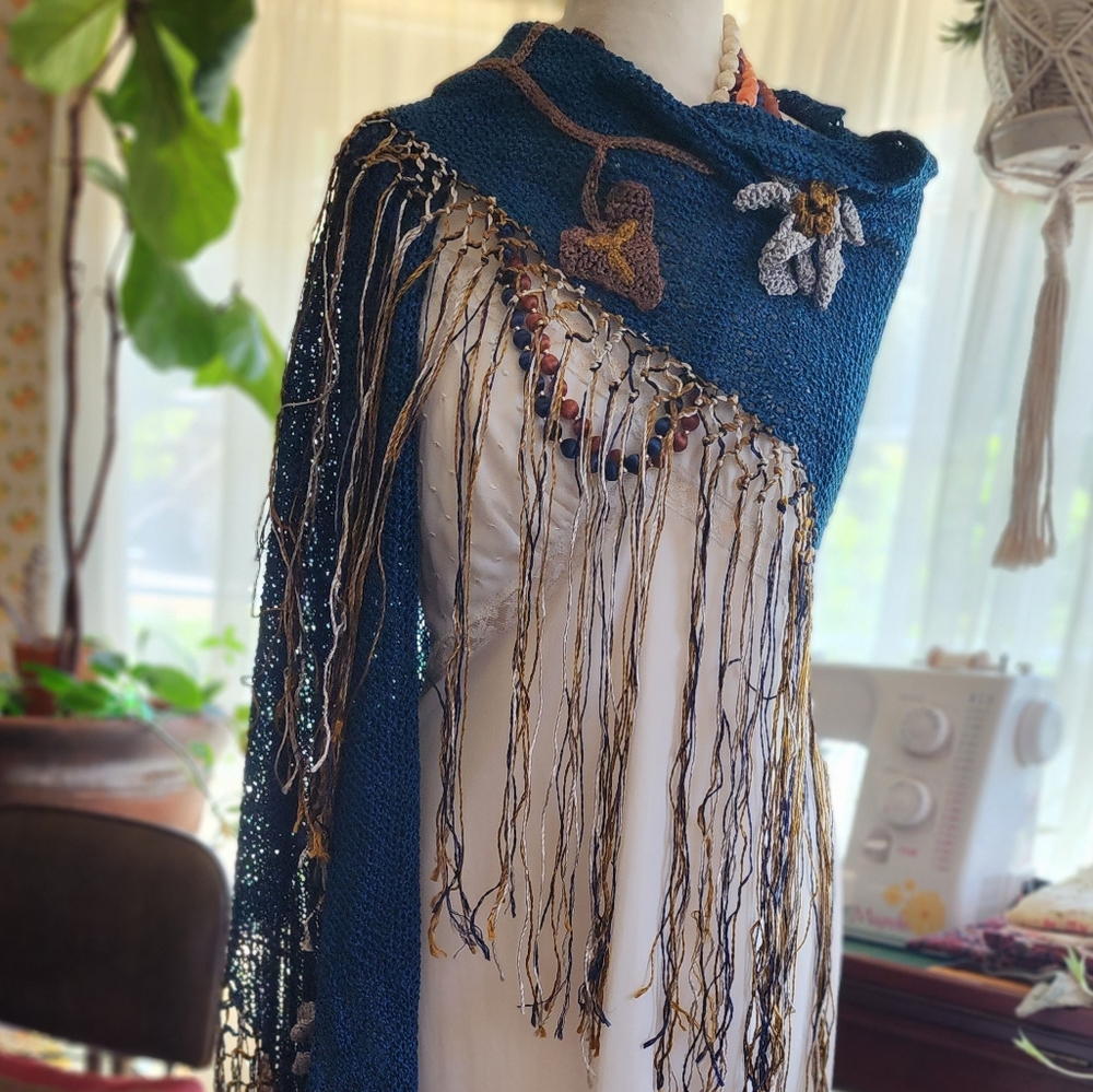 Vintage Antique 1930s piano shawl for emo fairy - Picture 3 of 16